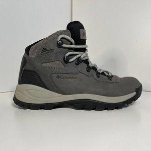 Columbia Womens Size 9 Newton Ridge Waterproof Lace-Up Hiking Boots BL3783-052